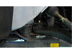 連桿 連接汽車工業(yè)與精細化供應的關鍵部件